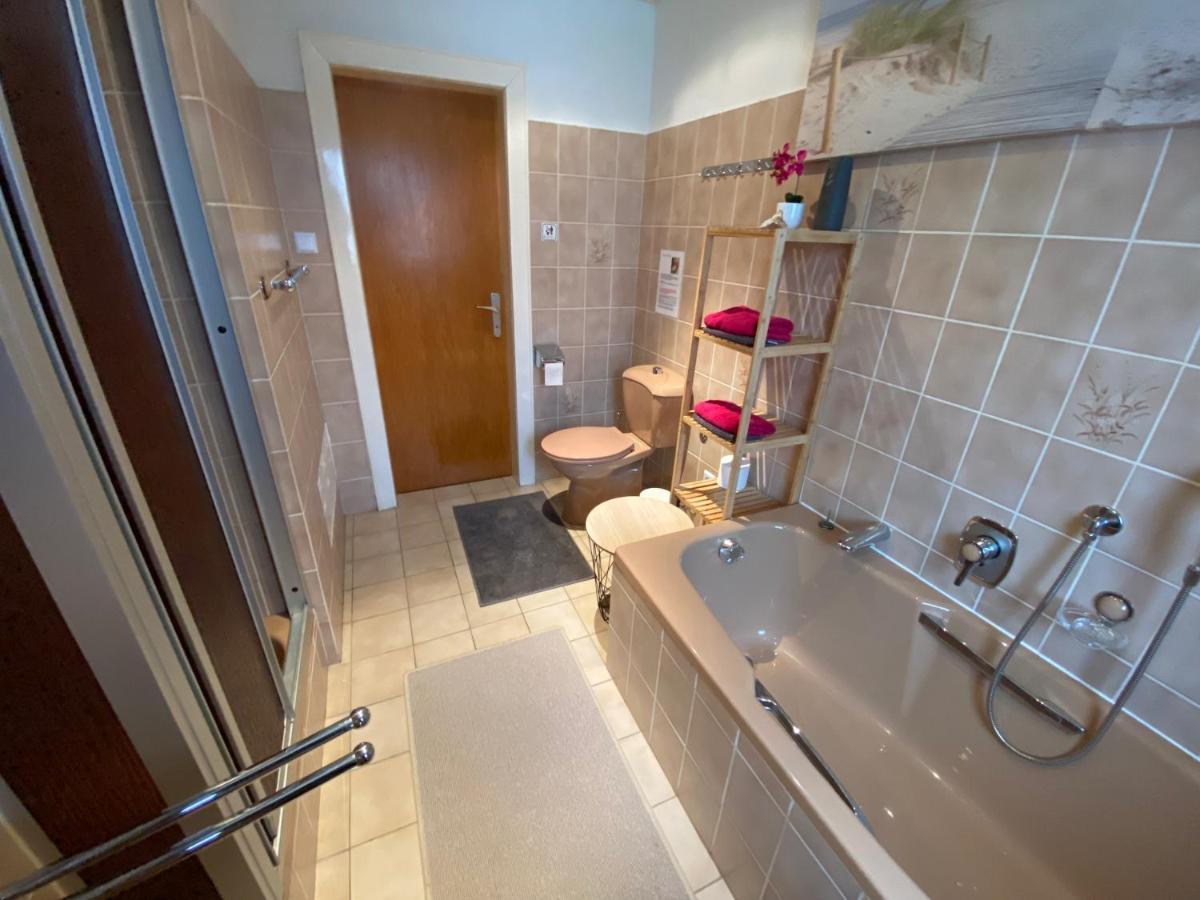 Hus Am Diek Ferienhaus *